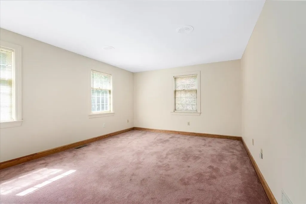 10 Kittredge Road Mont Vernon NH 03057