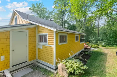 66 The Pines North Georgia VT 05478