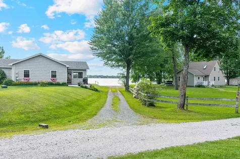 66 The Pines North Georgia VT 05478