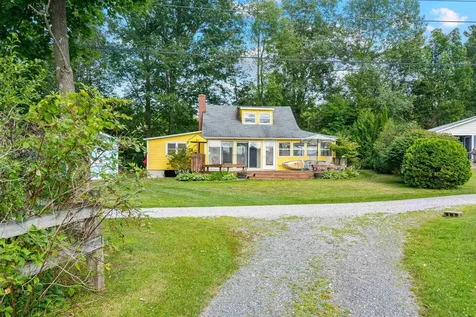 66 The Pines North Georgia VT 05478