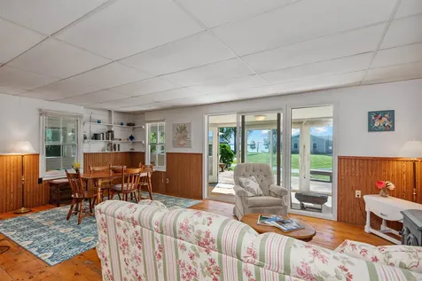 66 The Pines North Georgia VT 05478