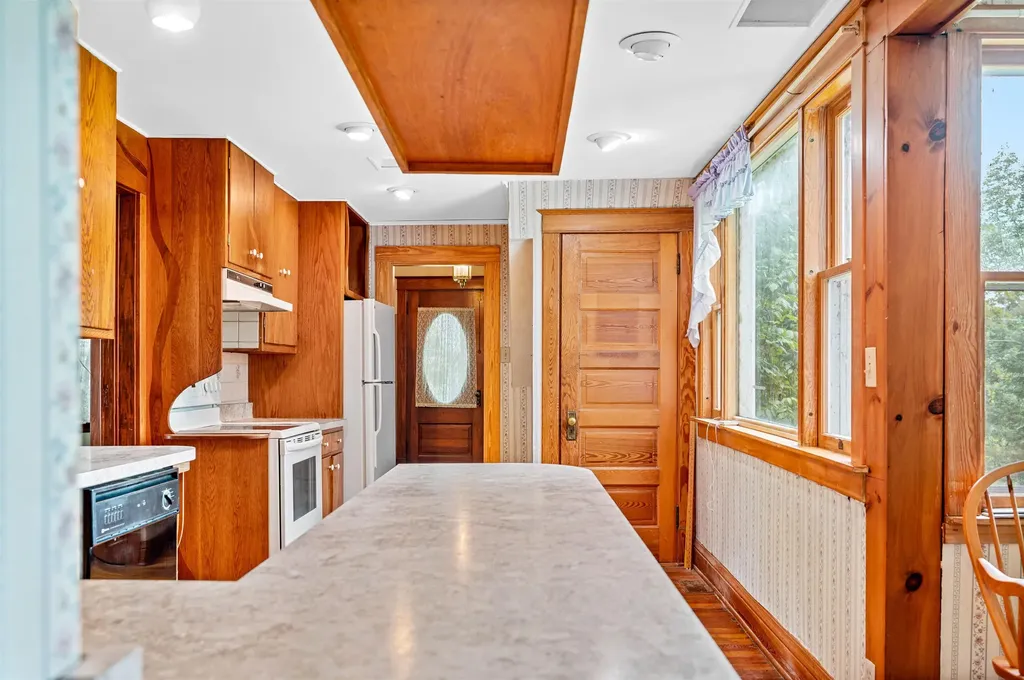 2102 Paine Turnpike South Berlin VT 05641