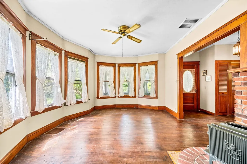 2102 Paine Turnpike South Berlin VT 05641