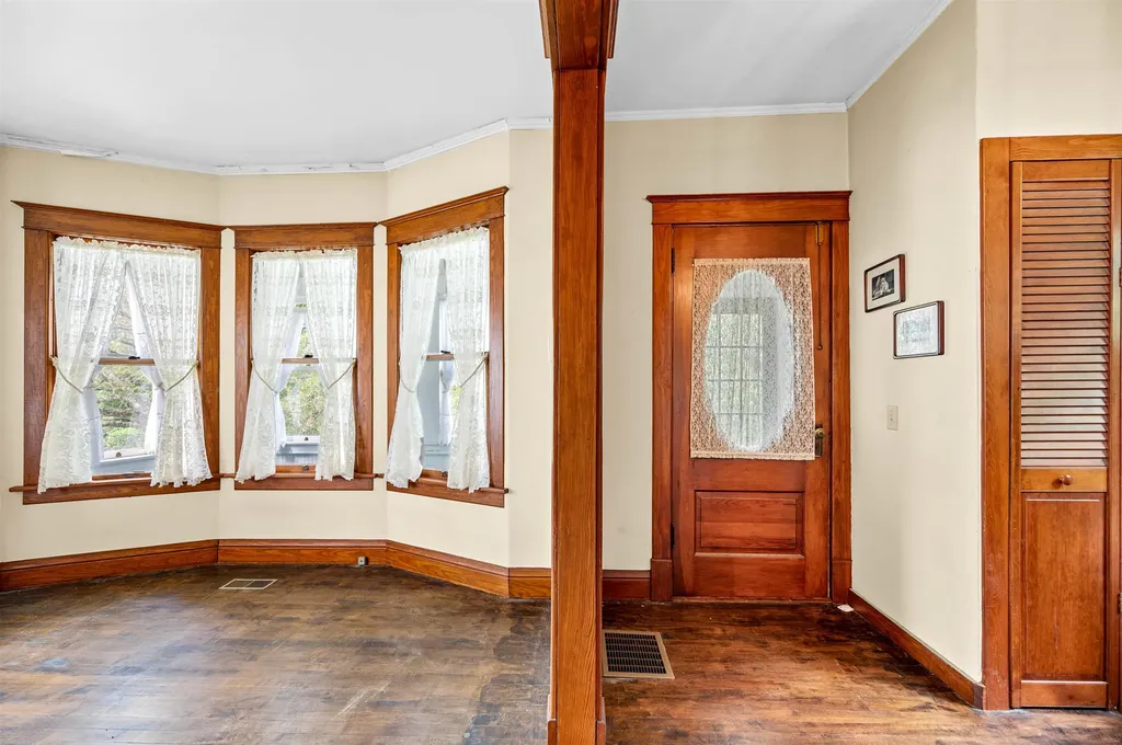 2102 Paine Turnpike South Berlin VT 05641