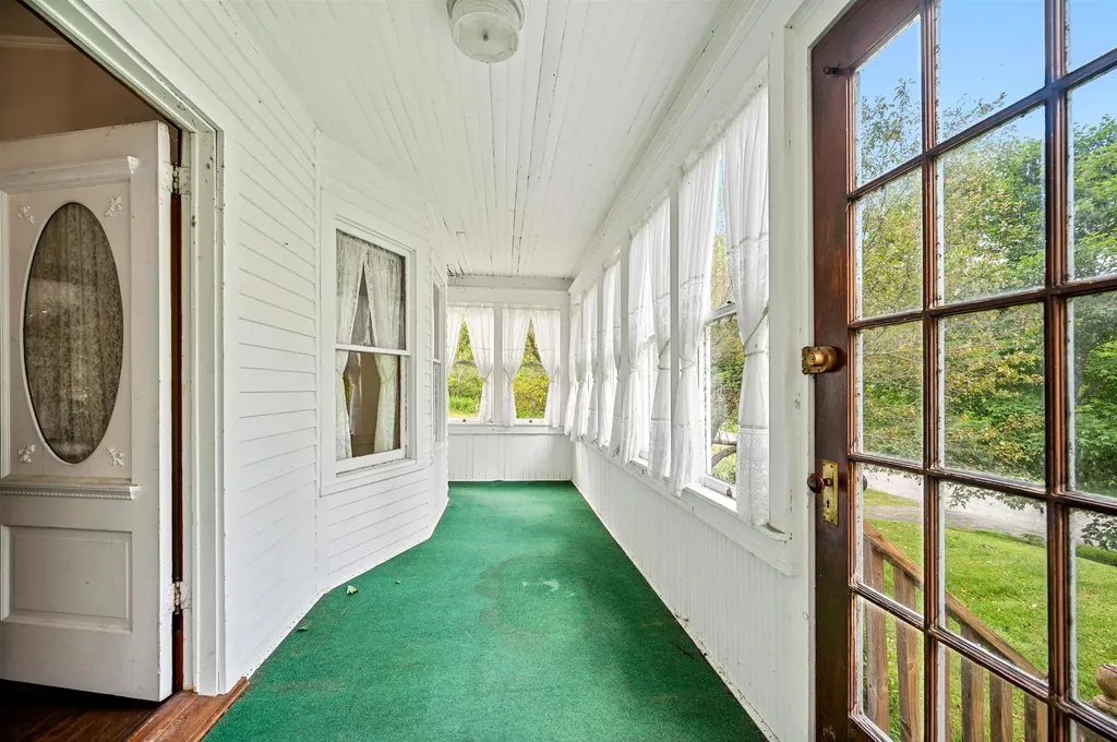 2102 Paine Turnpike South Berlin VT 05641