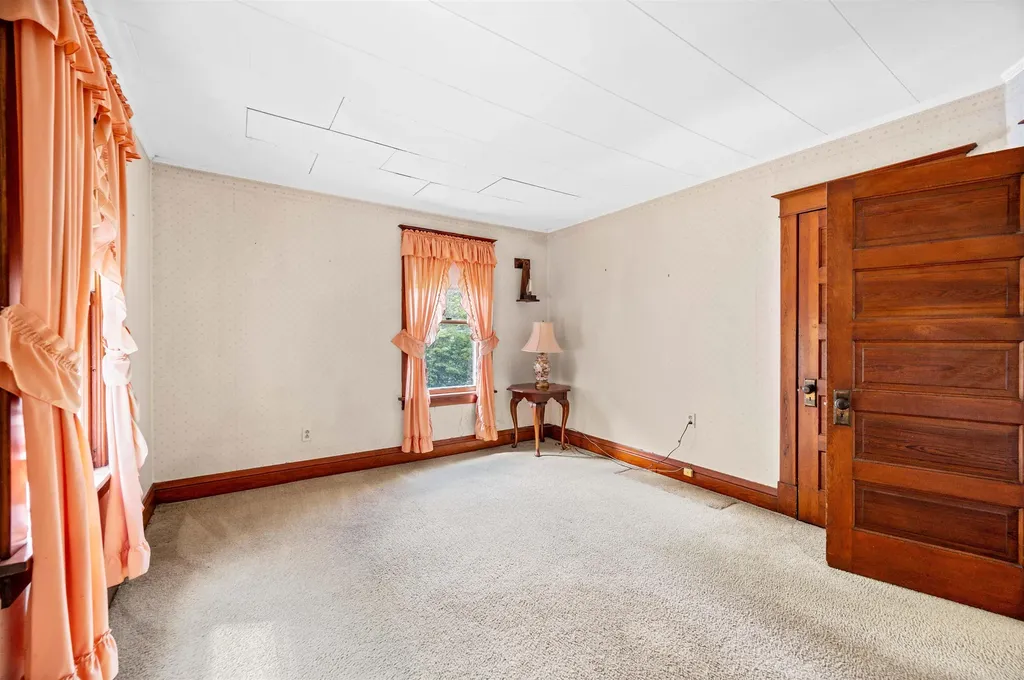 2102 Paine Turnpike South Berlin VT 05641