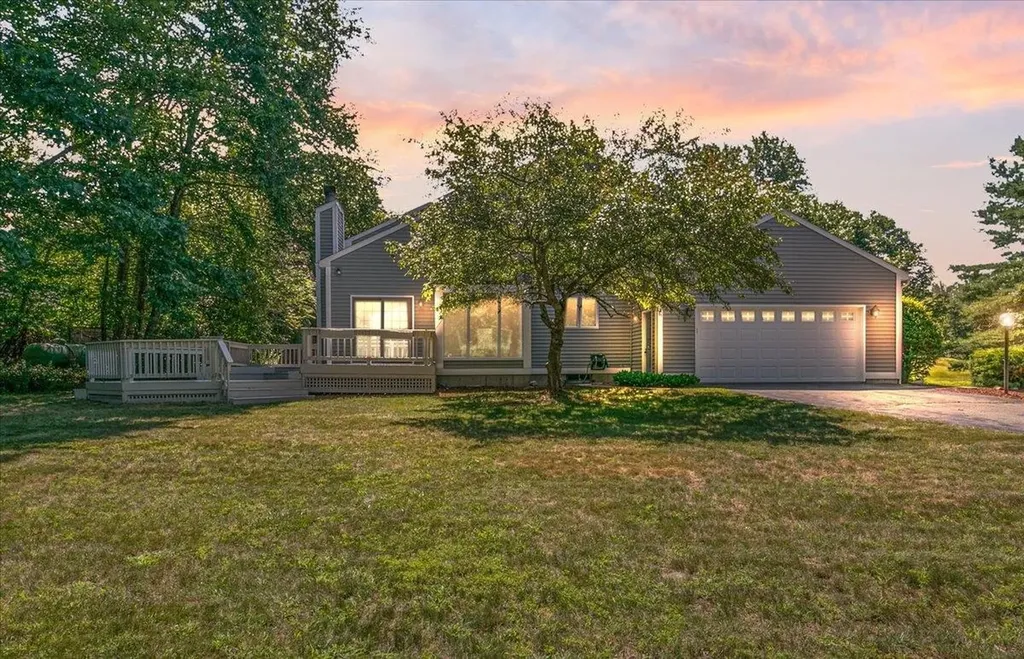 5 Coventry Lane Derry NH 03038