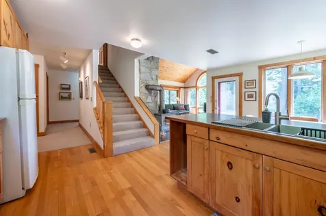 18 Woodland Lane Wilmot NH 03287