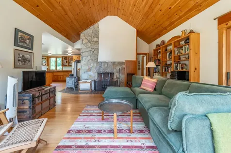 18 Woodland Lane Wilmot NH 03287