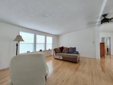 44 Hawaii Lane Rochester NH 03867