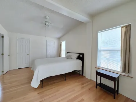 44 Hawaii Lane Rochester NH 03867