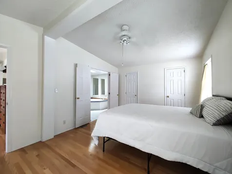 44 Hawaii Lane Rochester NH 03867