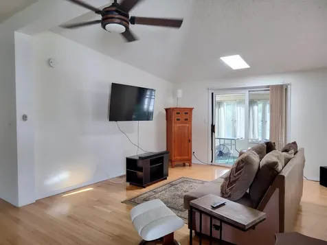 44 Hawaii Lane Rochester NH 03867
