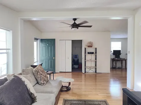 44 Hawaii Lane Rochester NH 03867