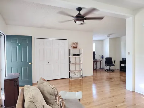 44 Hawaii Lane Rochester NH 03867