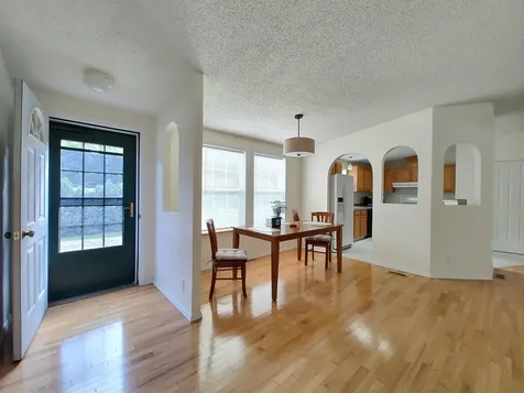 44 Hawaii Lane Rochester NH 03867