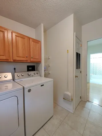 44 Hawaii Lane Rochester NH 03867