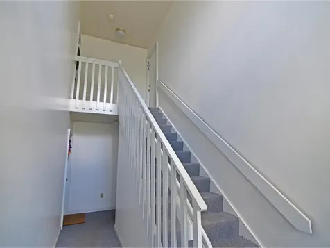 141 Ledgewood Circle Burlington VT 05401