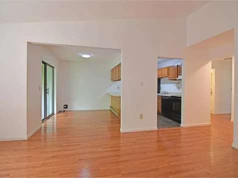 141 Ledgewood Circle Burlington VT 05401