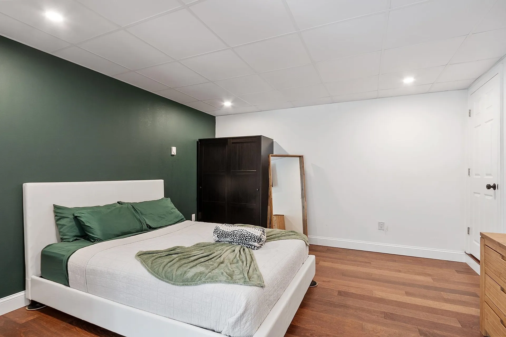 13 Silver Brook Road Salem NH 03079