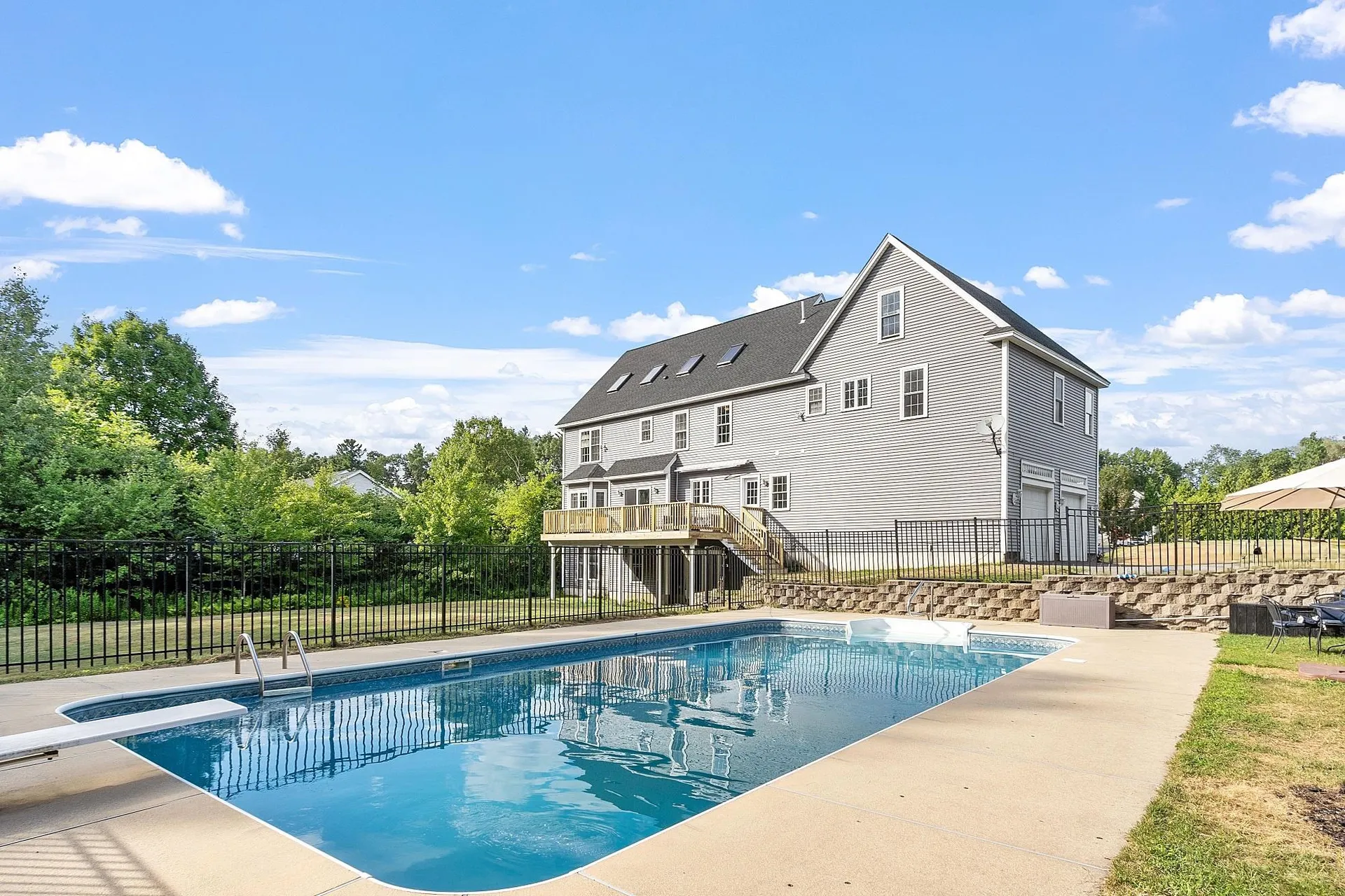 13 Silver Brook Road Salem NH 03079