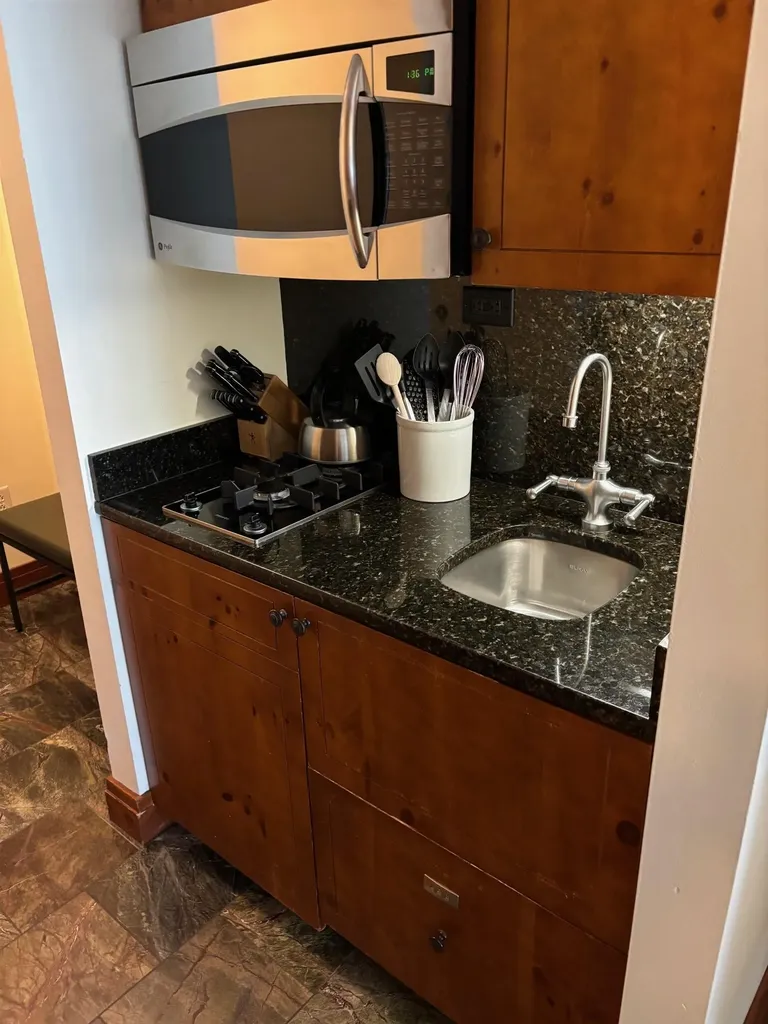 7412 Mountain Road Stowe VT 05672