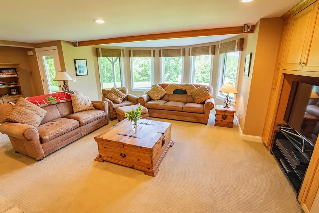 105 N Hampshire Ridge Road Jackson NH 03846