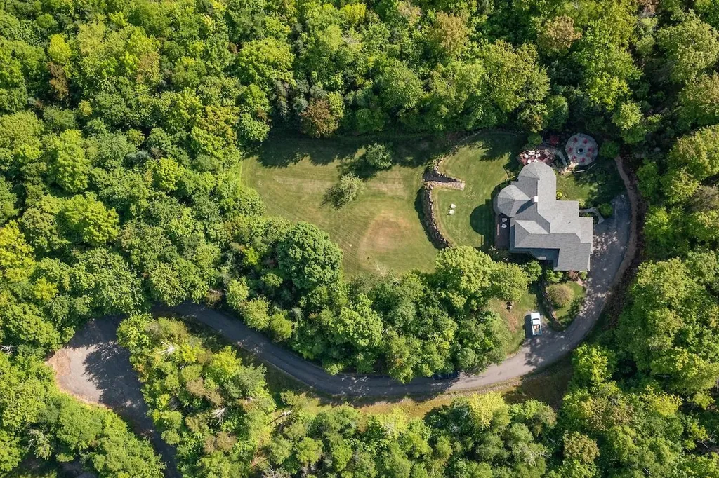 105 N Hampshire Ridge Road Jackson NH 03846