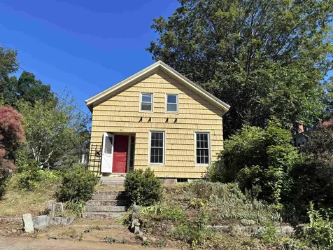 27 Prospect Street Somersworth NH 03878