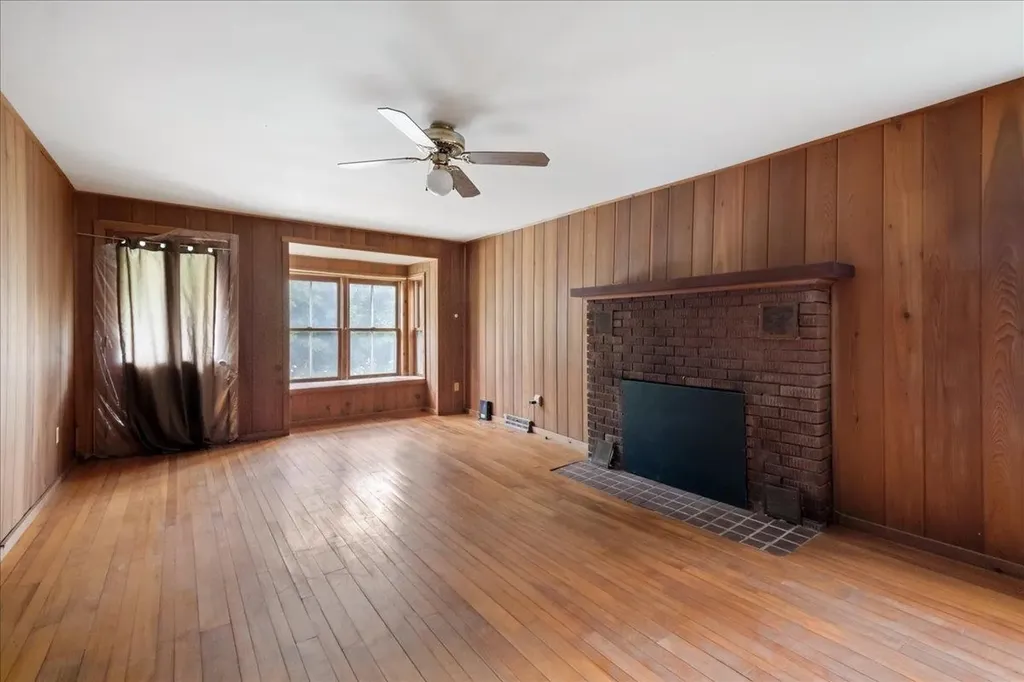 23 Hanna Road Highgate VT 05459