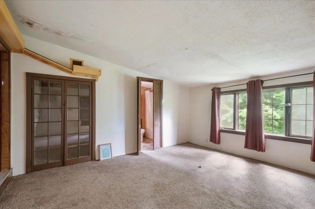 23 Hanna Road Highgate VT 05459