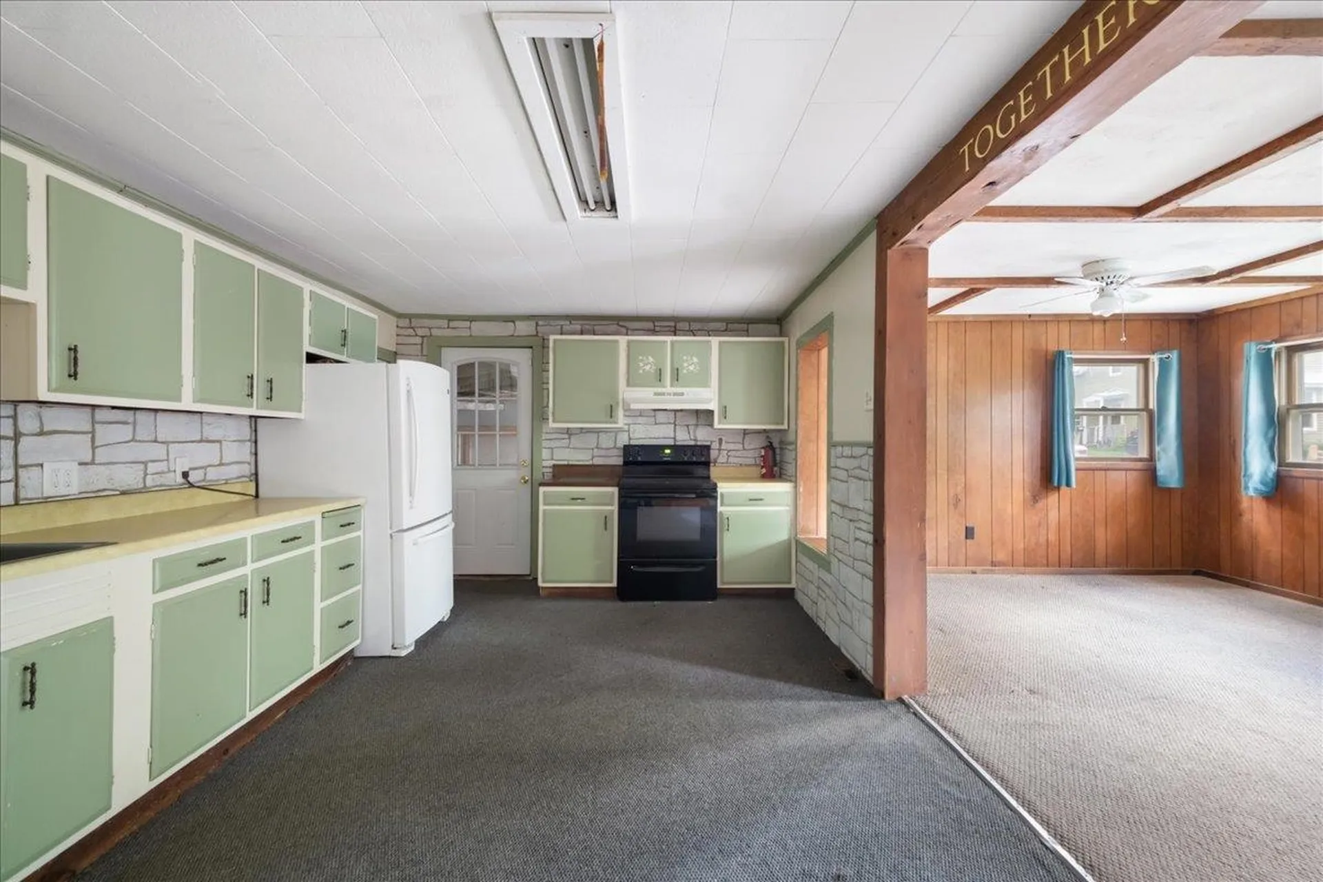 23 Hanna Road Highgate VT 05459