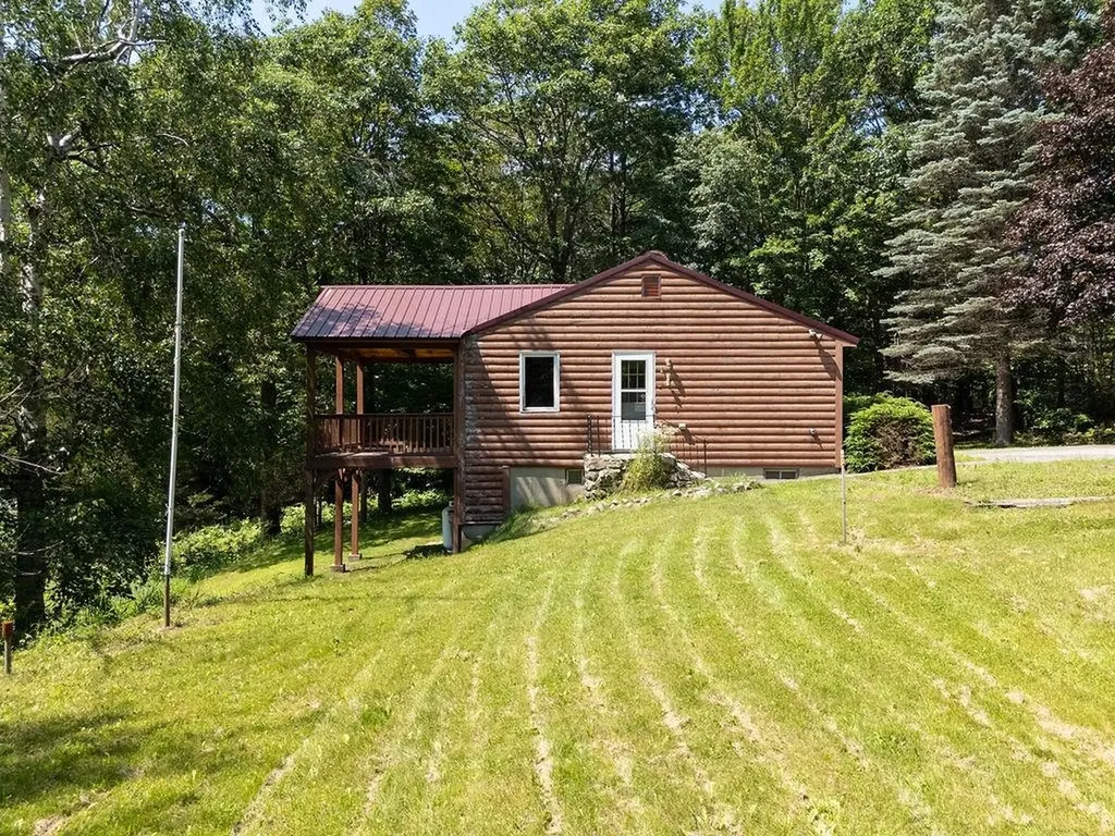 1031 Cherry Valley Road Gilford NH 03249