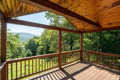 1031 Cherry Valley Road Gilford NH 03249