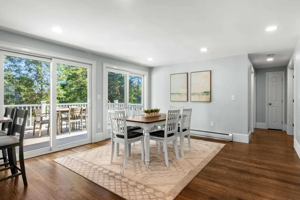 10 Irving Street Salem NH 03079