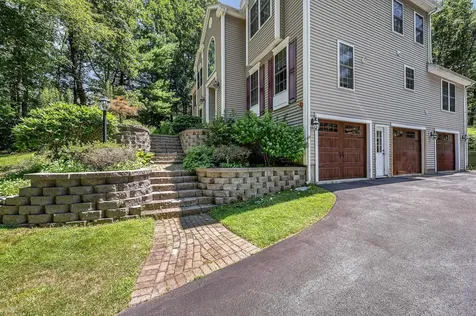 7 Oak Ridge Drive Atkinson NH 03811