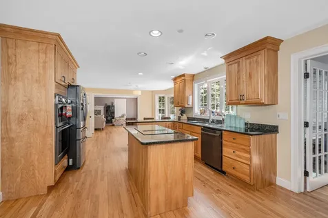 7 Oak Ridge Drive Atkinson NH 03811