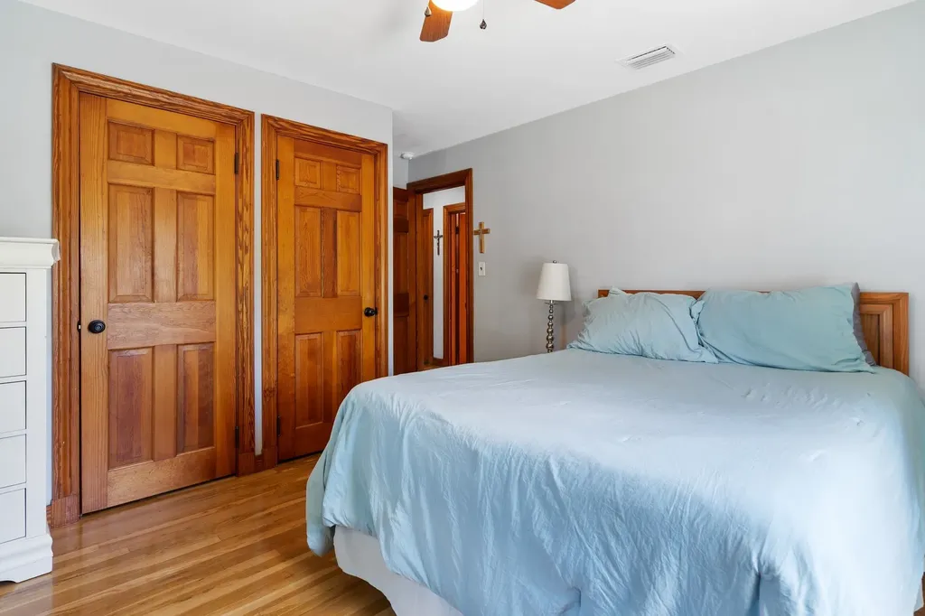 19 Pleasant Street Merrimack NH 03054