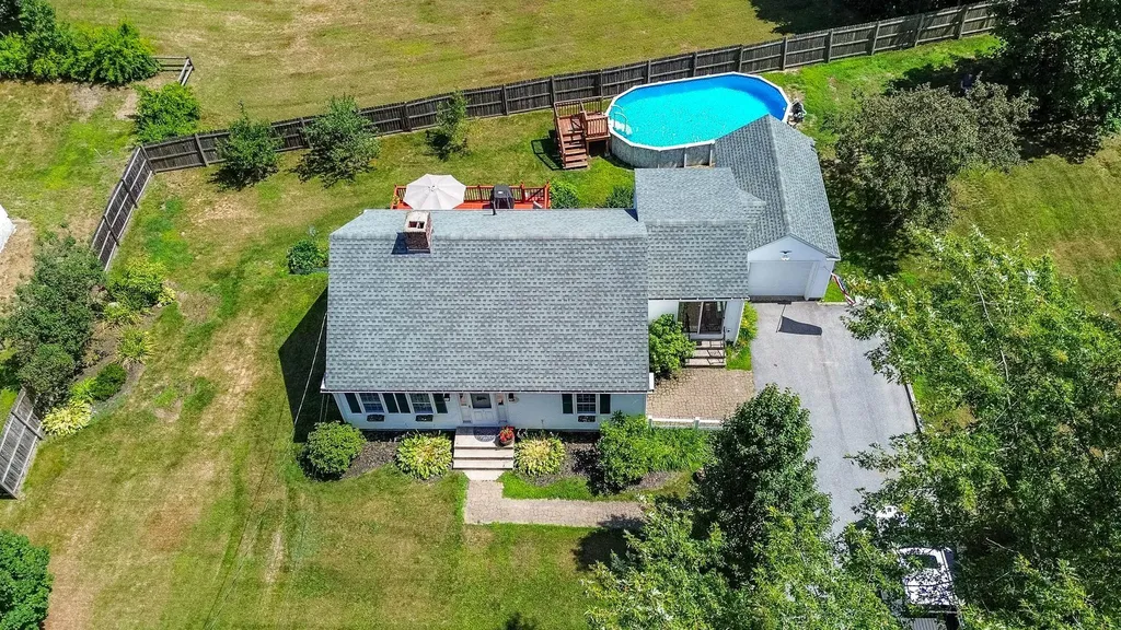 19 Pleasant Street Merrimack NH 03054