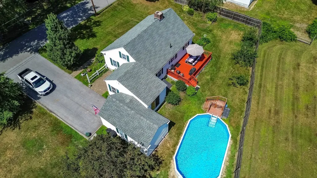 19 Pleasant Street Merrimack NH 03054