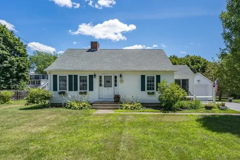 19 Pleasant Street Merrimack NH 03054