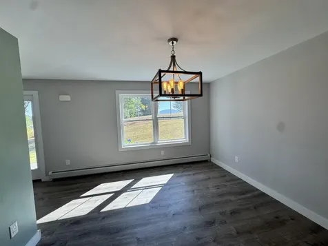 18 Stonehouse Road New London NH 03257