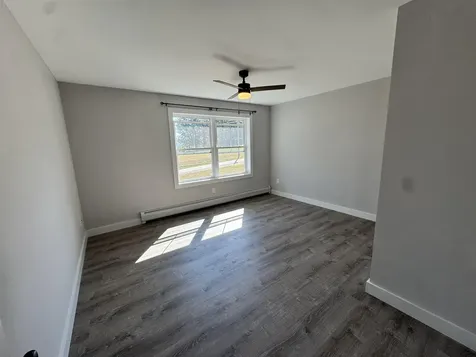 18 Stonehouse Road New London NH 03257