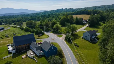 18 Stonehouse Road New London NH 03257