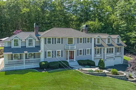 127 Hooksett Road Auburn NH 03032