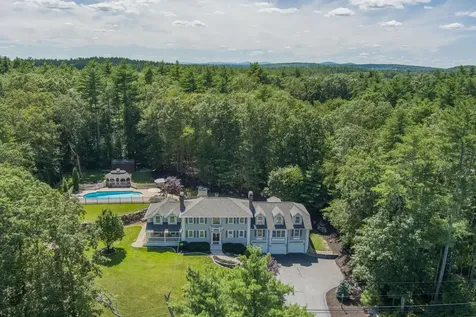 127 Hooksett Road Auburn NH 03032