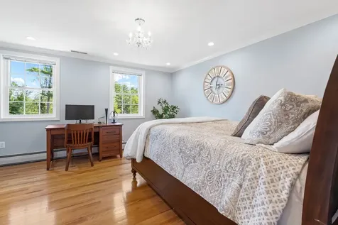 127 Hooksett Road Auburn NH 03032