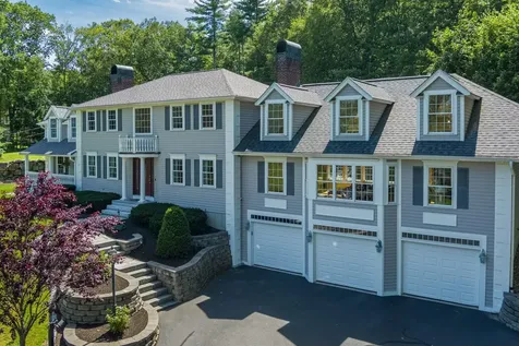 127 Hooksett Road Auburn NH 03032