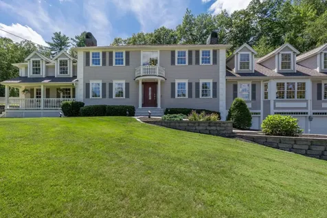 127 Hooksett Road Auburn NH 03032