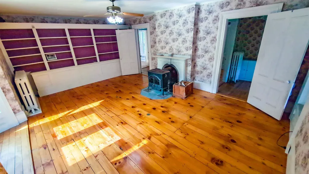 77 Grafton Street Lisbon NH 03585